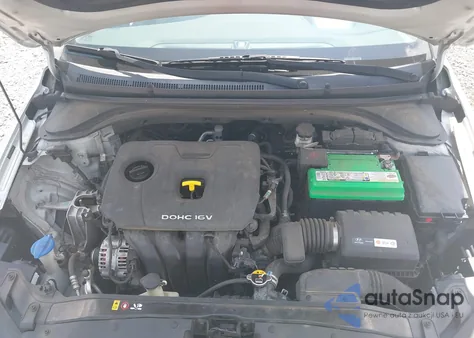 2017 Hyundai Elantra Se z USA, uszkodzony, nr VIN 5NPD84LFXHH107914